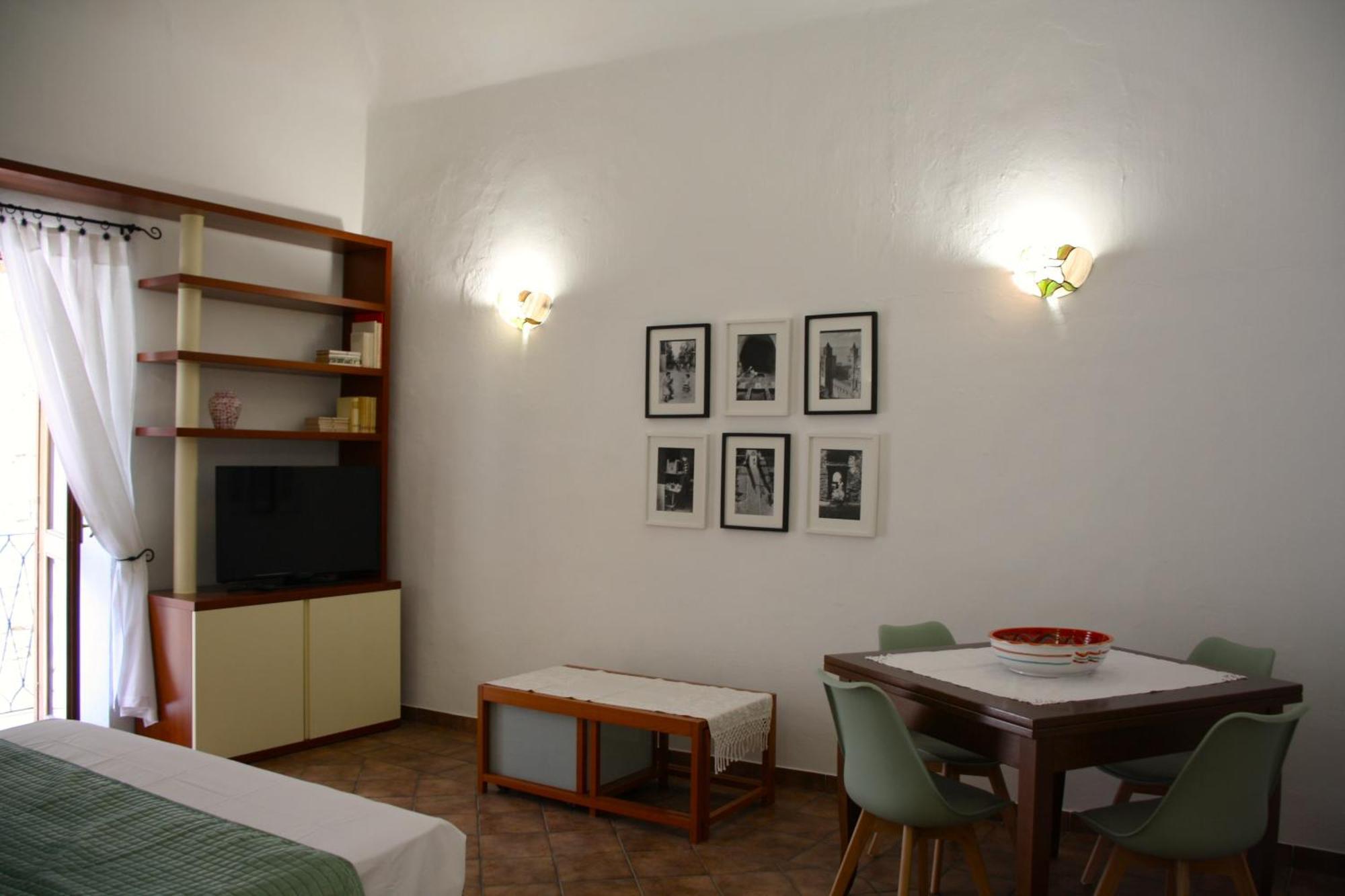 הוילה צ'פאלו Caracciolo Lounge מראה חיצוני תמונה